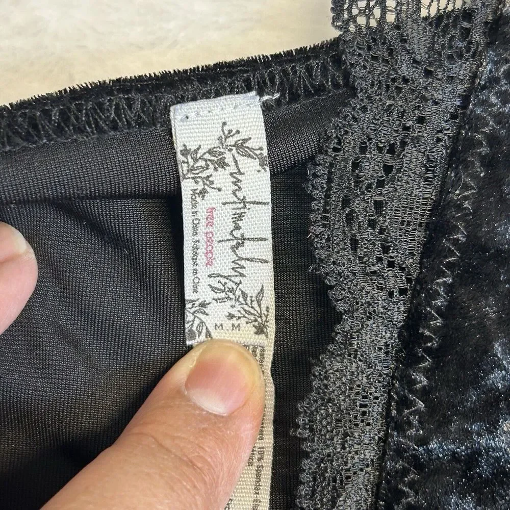 Free People Size Medium Black Viper Velvet & Lace Mini Dress‎